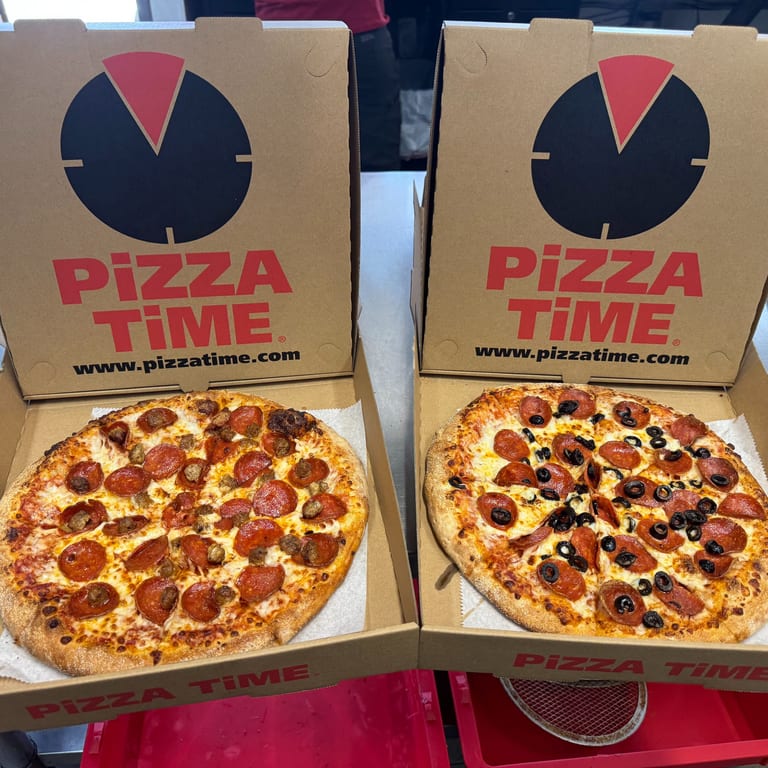 Buffalo Chicken Pizza Delight