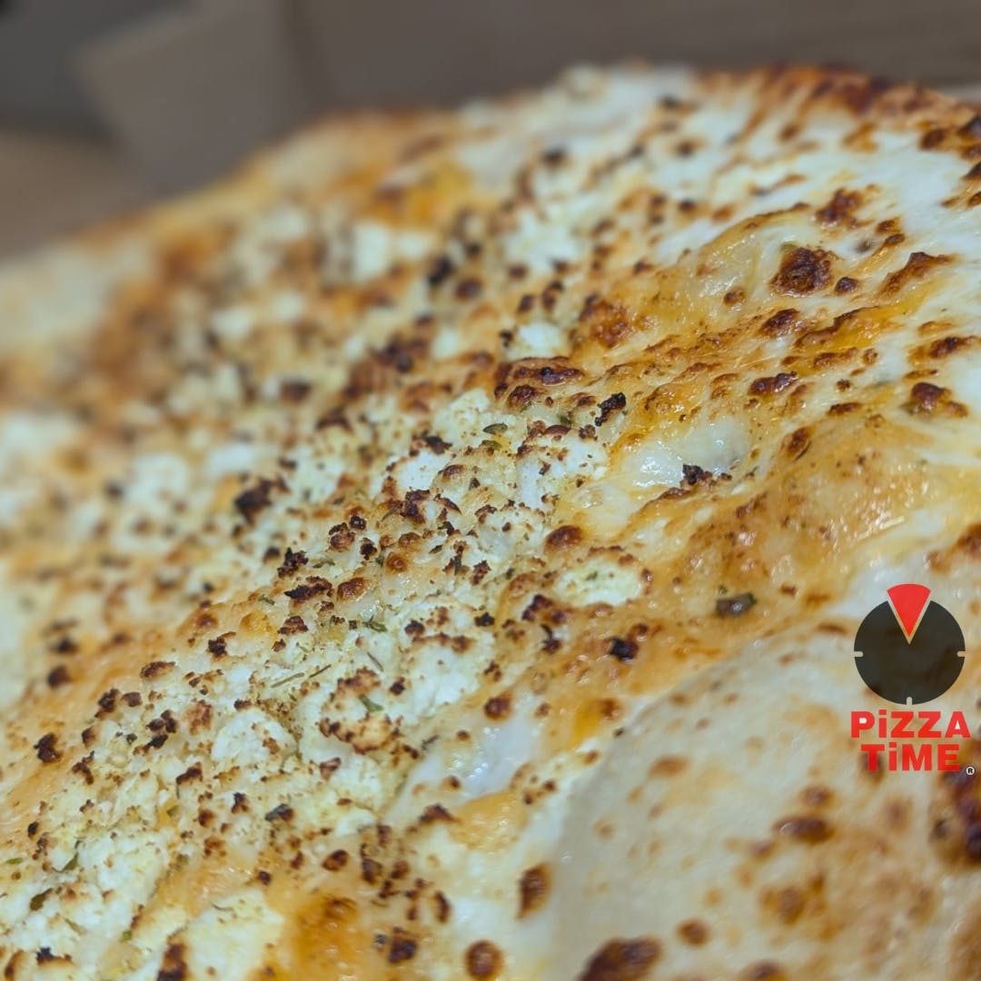 4 Cheese Pizza.